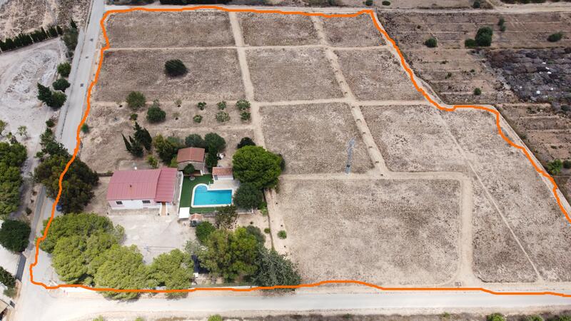 4 Cuarto Casa de Campo en venta