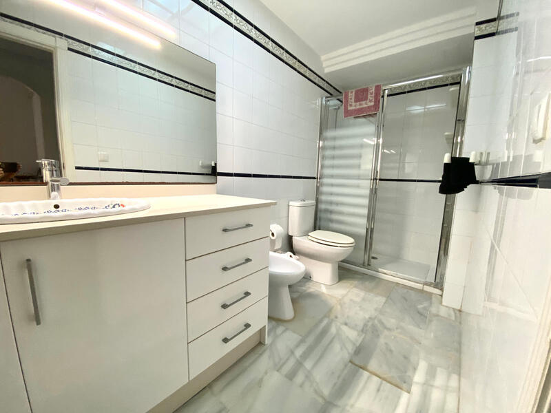 2 slaapkamer Appartement Te koop