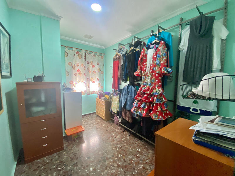 4 slaapkamer Tweezijdig Te koop