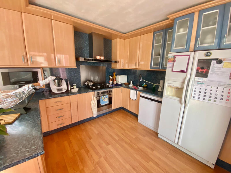 4 slaapkamer Tweezijdig Te koop