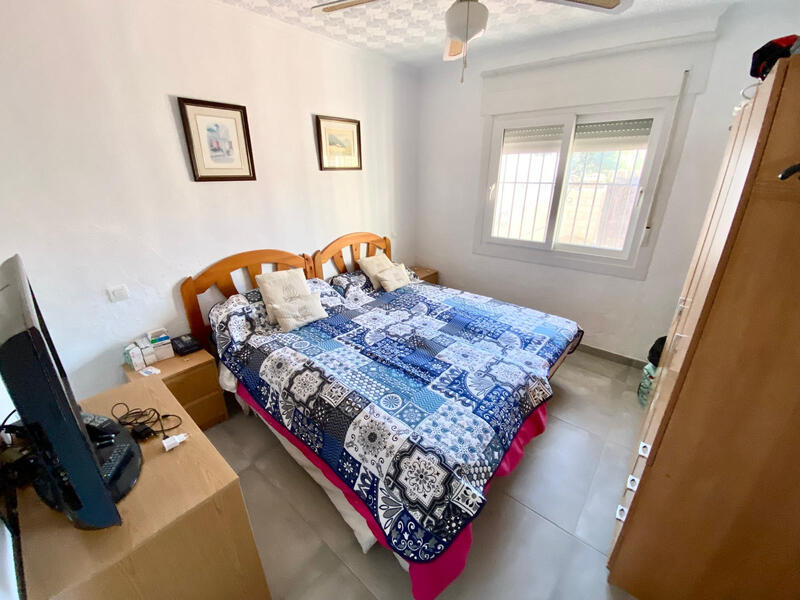 2 Cuarto Villa en venta