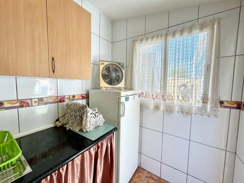 4 Schlafzimmer Stadthaus zu verkaufen