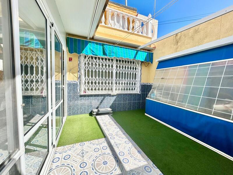 4 Schlafzimmer Stadthaus zu verkaufen