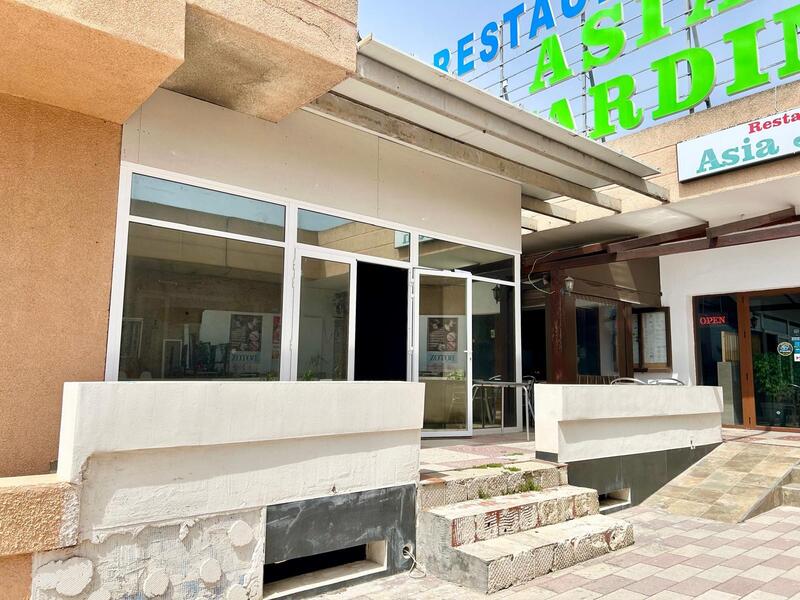Commercieel vastgoed Te koop in Torrevieja, Alicante