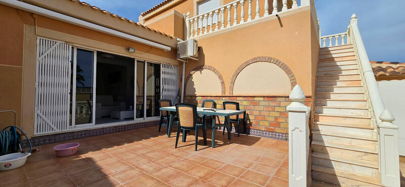 5 bedroom Villa for sale