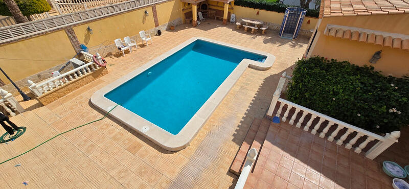 5 bedroom Villa for sale