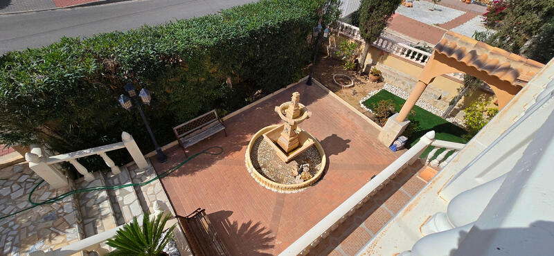 5 bedroom Villa for sale