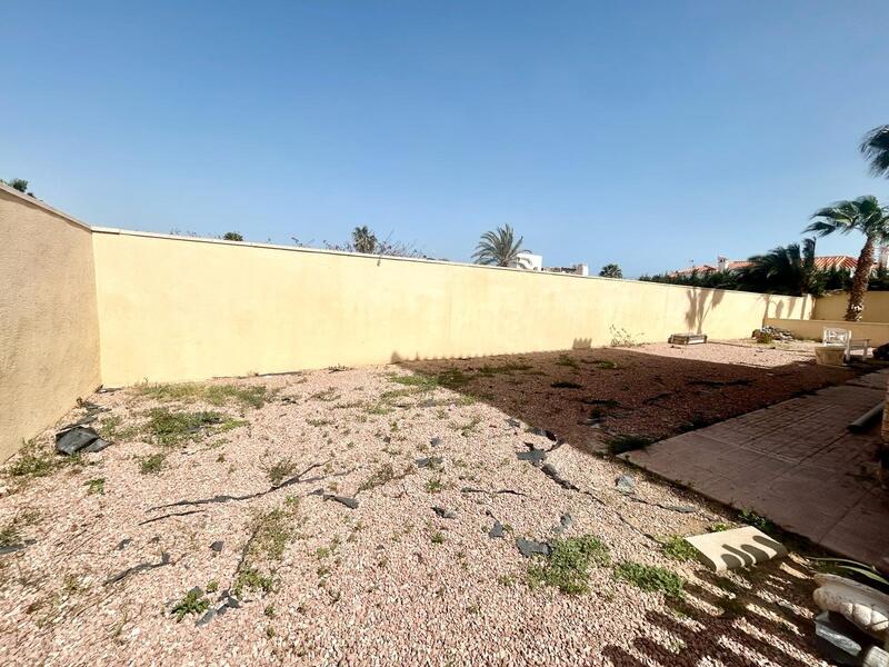 6 bedroom Villa for sale