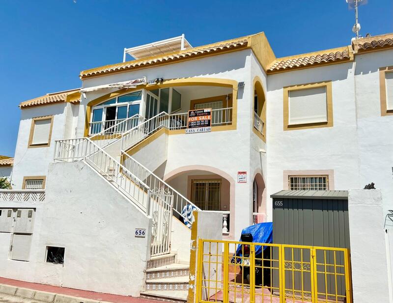 Villa til salg i Torrevieja, Alicante