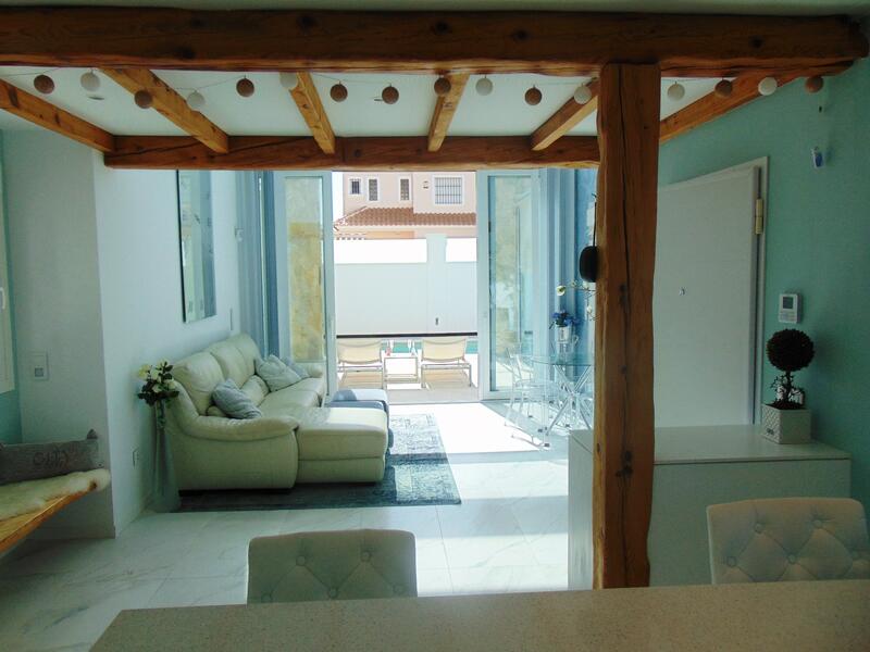4 Cuarto Villa en venta