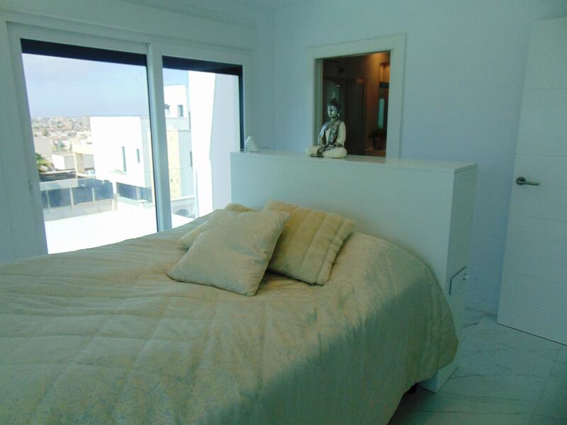 4 Cuarto Villa en venta