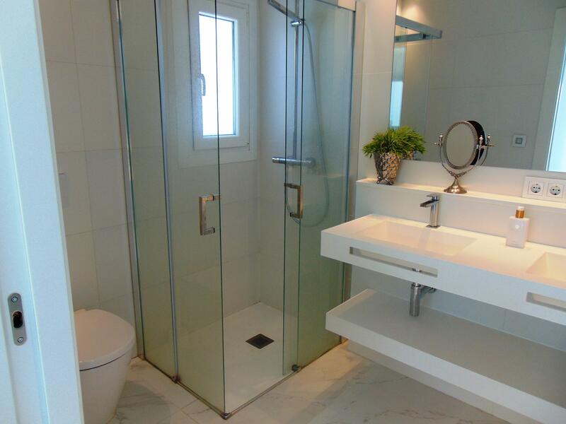 4 Cuarto Villa en venta