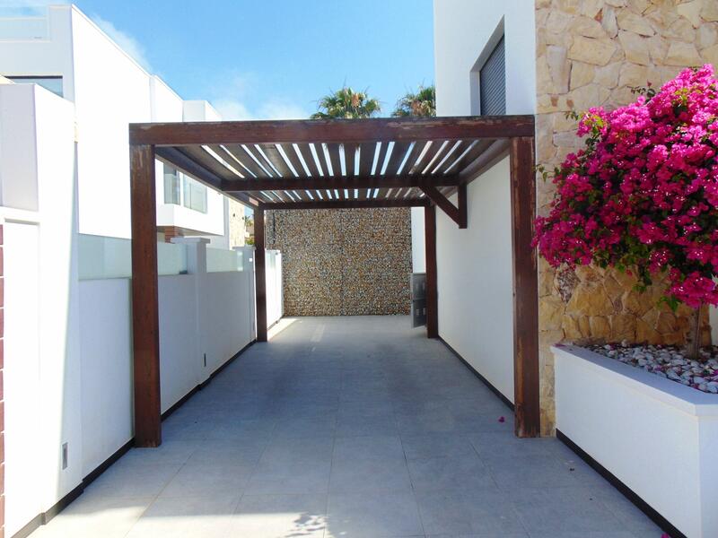 4 Cuarto Villa en venta