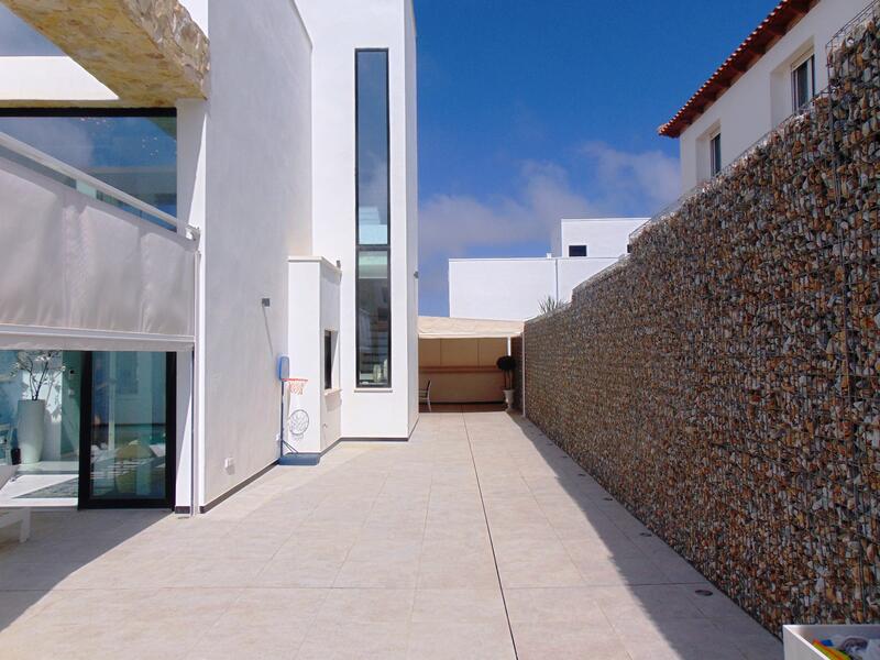 4 Cuarto Villa en venta