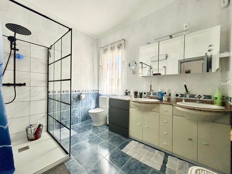 3 Schlafzimmer Villa zu verkaufen