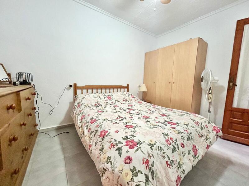 2 bedroom Townhouse for sale
