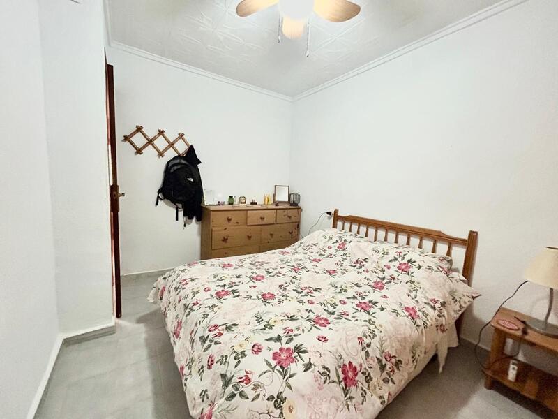 2 bedroom Townhouse for sale