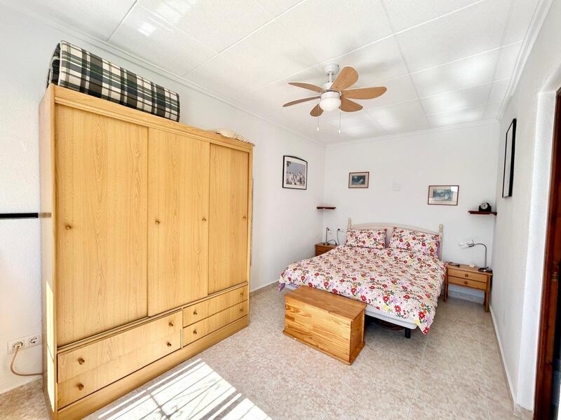 2 bedroom Townhouse for sale