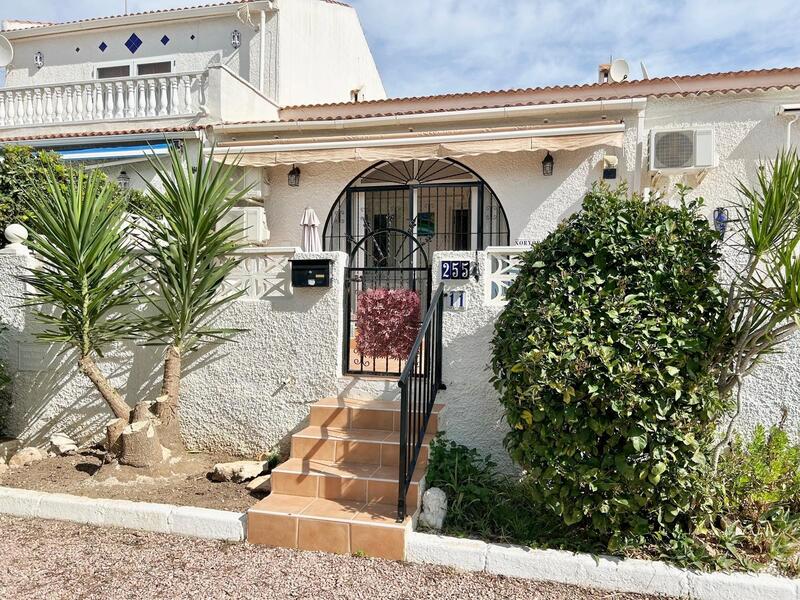 2 bedroom Villa for sale