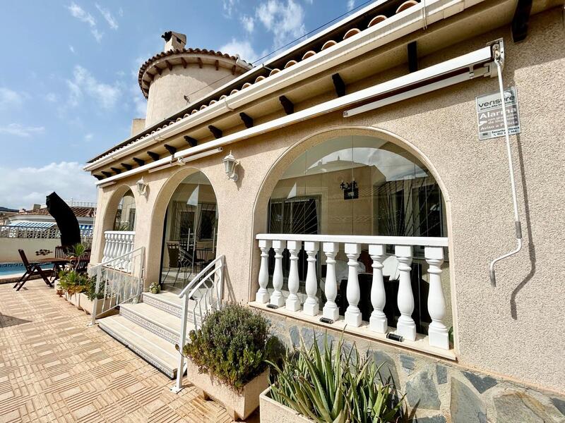 3 bedroom Villa for sale 3 bedroom Villa for sale