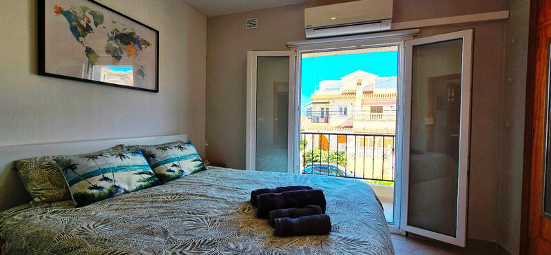 2 bedroom Townhouse for sale 2 bedroom Townhouse for sale