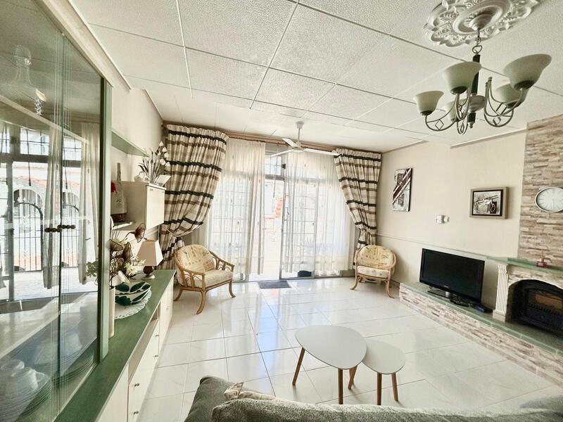 3 bedroom Townhouse for sale