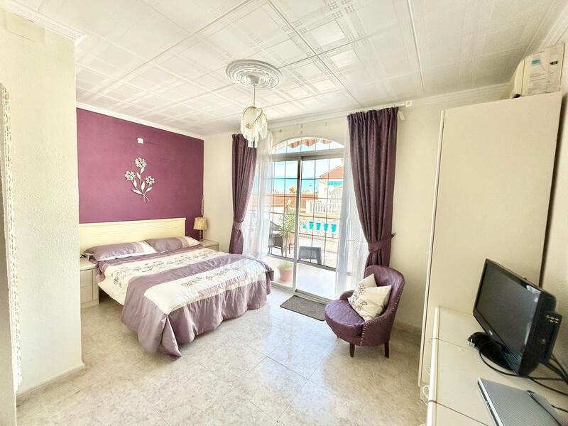 3 bedroom Townhouse for sale