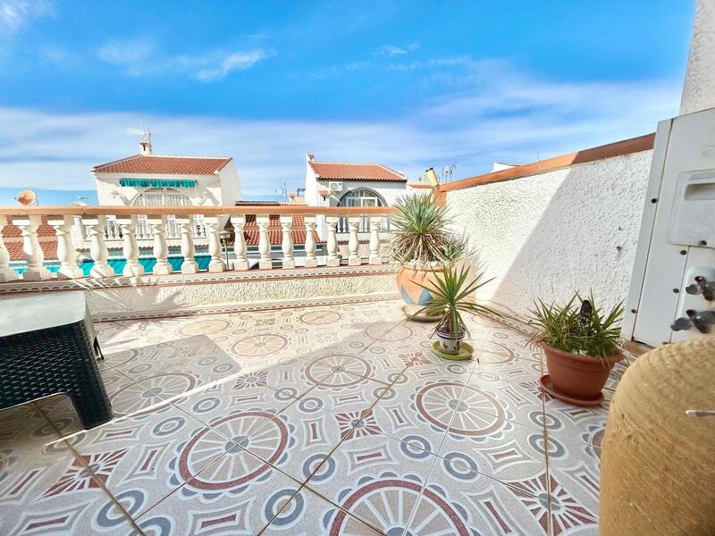 3 bedroom Townhouse for sale