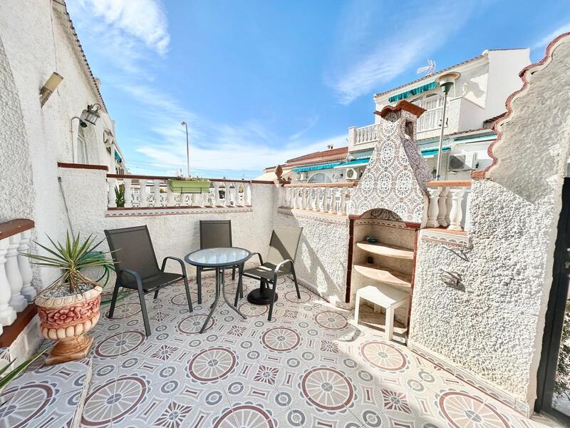 3 bedroom Townhouse for sale