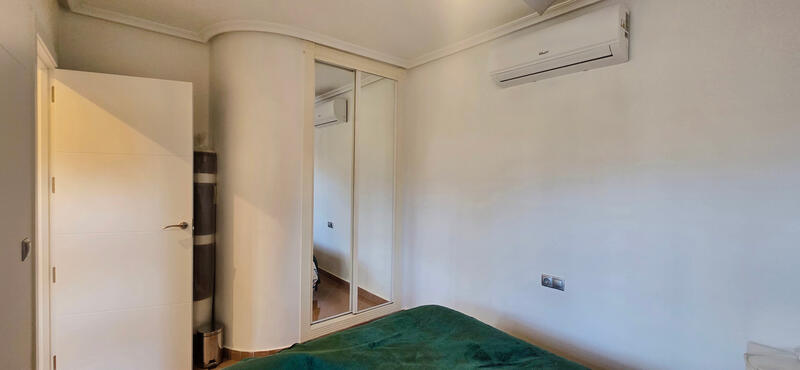 3 спальная комната вилла продается