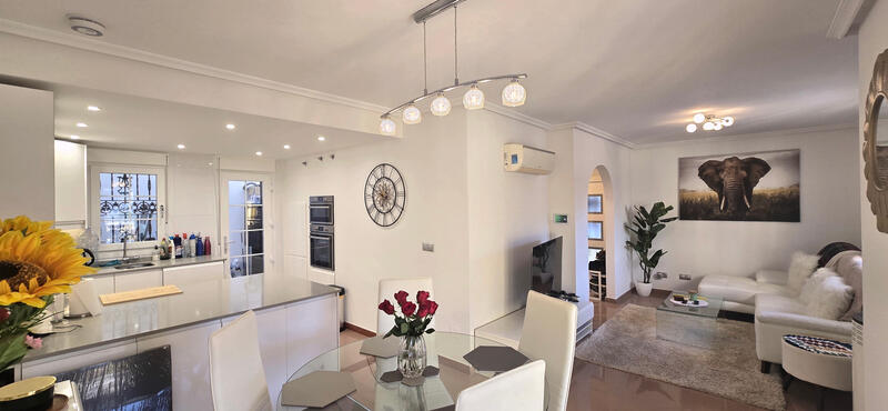 3 спальная комната вилла продается