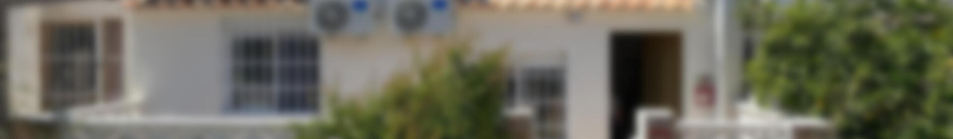 3 спальная комната городская тюрьма продается