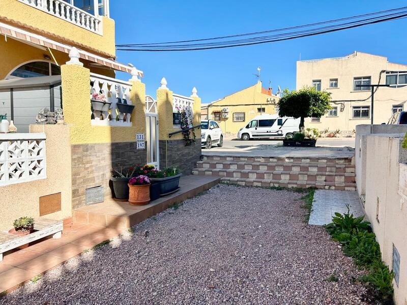 1 спальная комната вилла продается