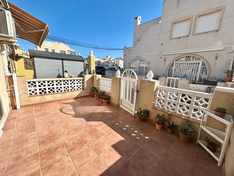 1 спальная комната вилла продается