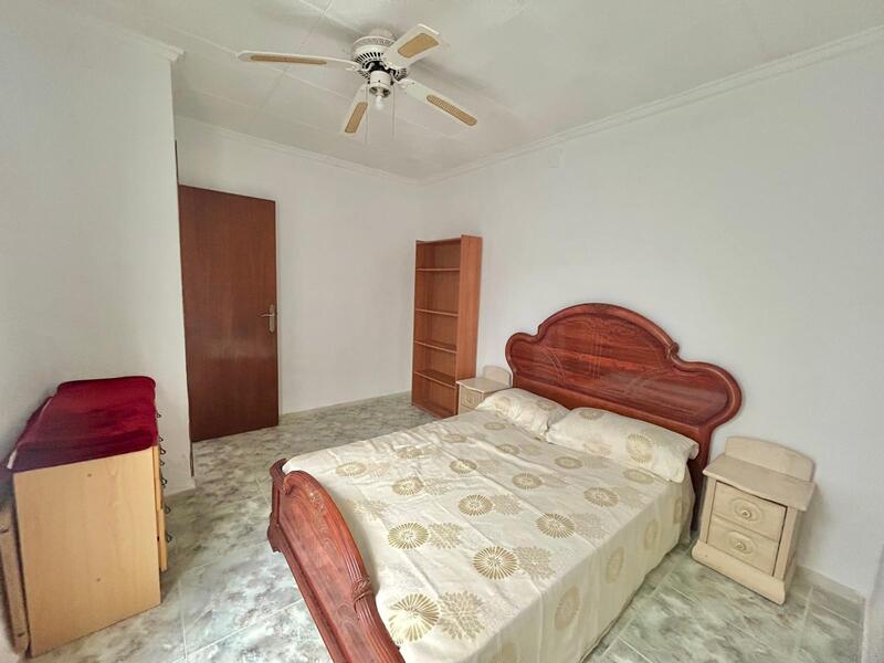 1 спальная комната вилла продается