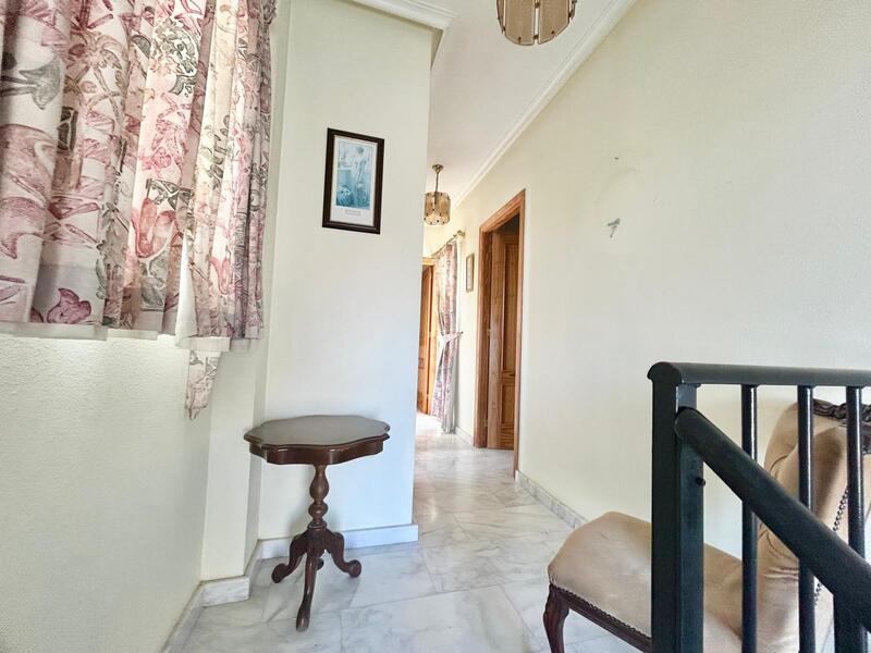 3 soverom Villa til salgs 3 soverom Villa til salgs