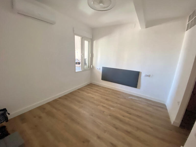 3 bedroom Townhouse for sale