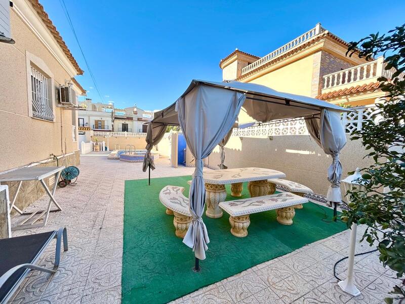 3 chambre Villa à vendre 3 chambre Villa à vendre