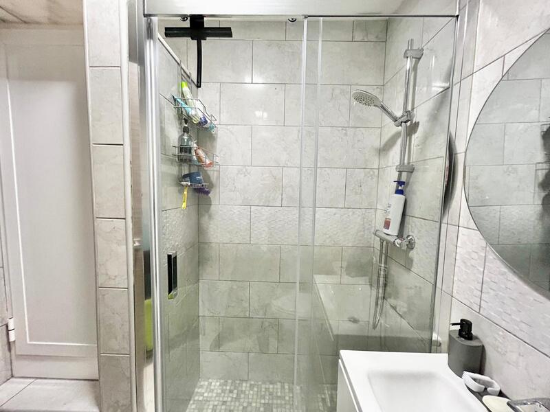 3 slaapkamer Gezinswoning Te koop