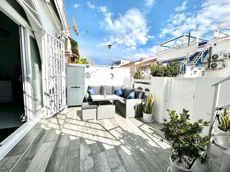 3 slaapkamer Gezinswoning Te koop