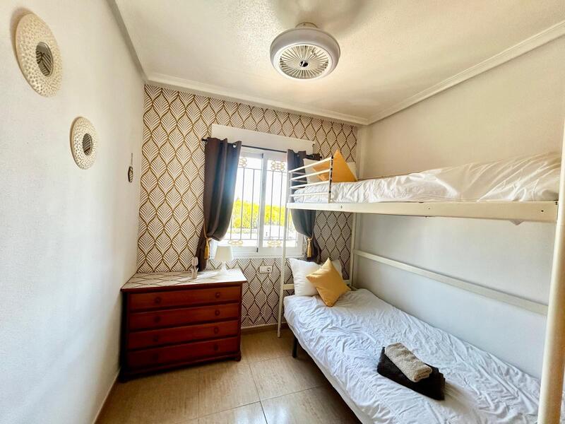 2 спальная комната городская тюрьма продается