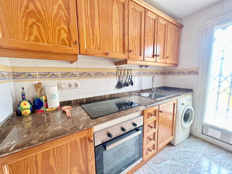 3 спальная комната вилла продается