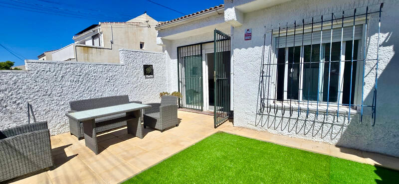 Villa à vendre dans Torrevieja, Alicante