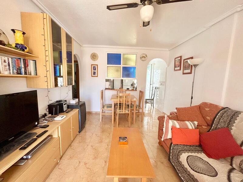 2 slaapkamer Villa Te koop 2 slaapkamer Villa Te koop