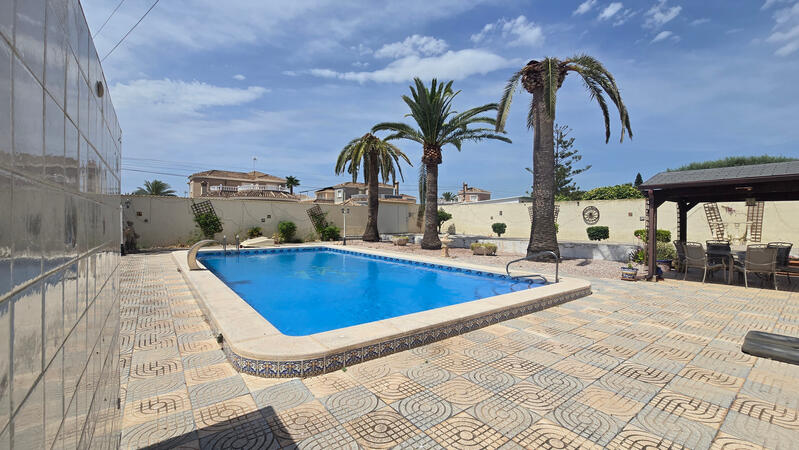 3 slaapkamer Villa Te koop