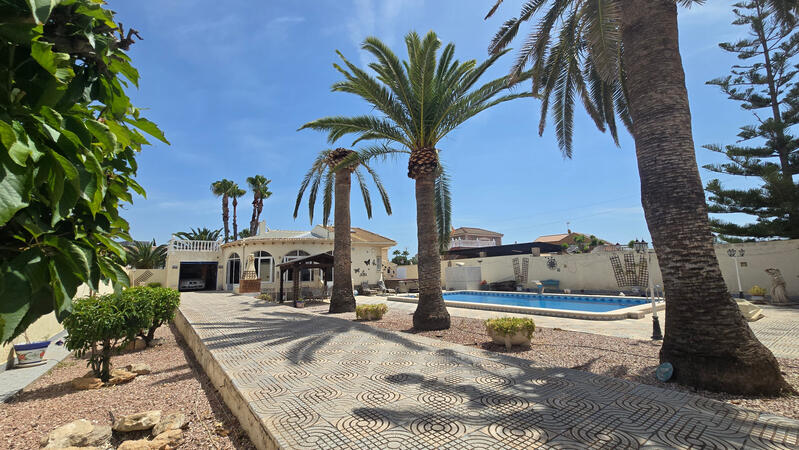 3 slaapkamer Villa Te koop