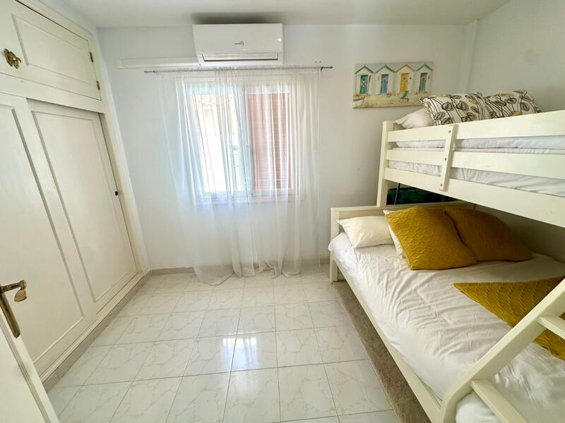 2 slaapkamer Villa Te koop 2 slaapkamer Villa Te koop