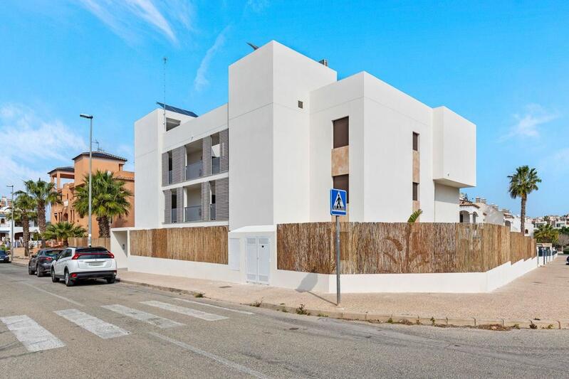 2 bedroom Apartment in Villamartin