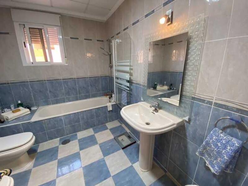 5 slaapkamer Villa Te koop