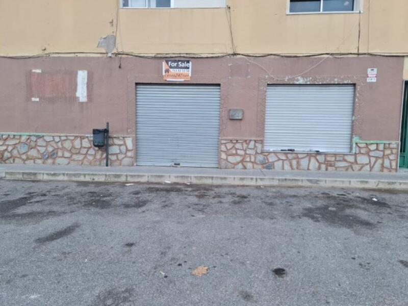Коммерческая недвижимость продается в Los Diaz (Canteras), Murcia